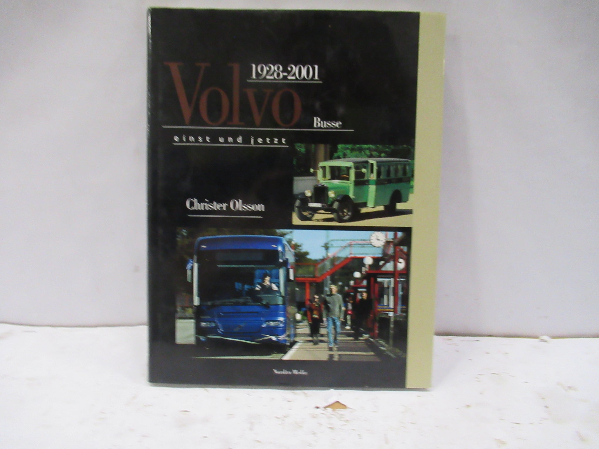 Volvo - Busse. einst und jetzt 1928 - 2001 - boek