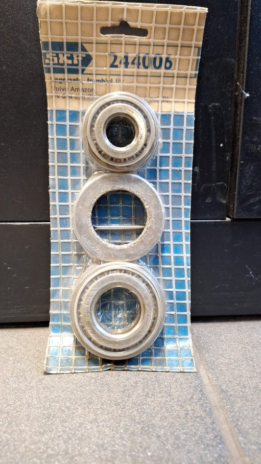 Lagerset voorwiel - Volvo 273160 - SKF 244006